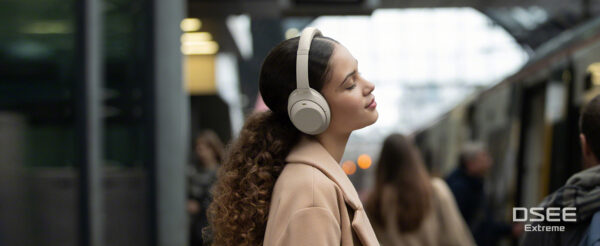 Sony WH-1000XM4 Industry Leading Wireless Noise Cancellation Bluetooth Over Ear Headphones with Mic for Phone Calls, 30 Hours Battery Life, Quick Charge, AUX, Touch Control and Voice Control - Black - Image 4